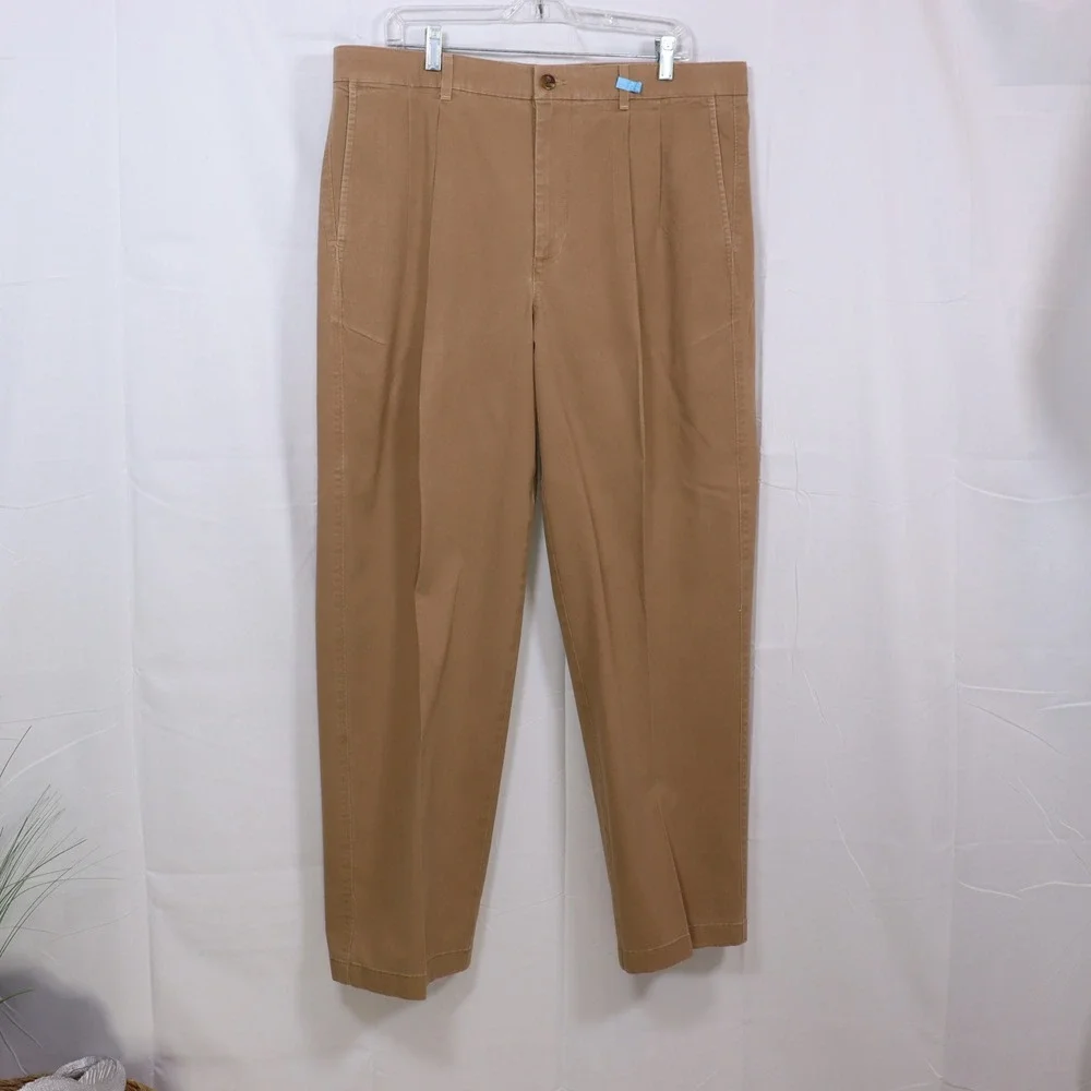 Roundtree & Yorke Pleated Chino Pants 38x32 Brown Mens Cotton Spandex Trousers